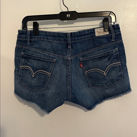 Levi’s Low Rise Shorty Shorts Denim Shorts 7 / 27 - Picture 5 of 9